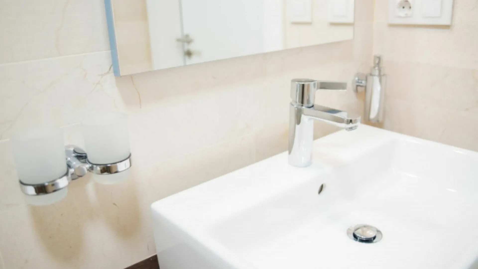 Souviron City Center Malaga Apartment